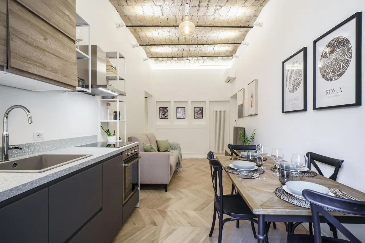 La Dolce Vita Ottaviano Rome Appartement